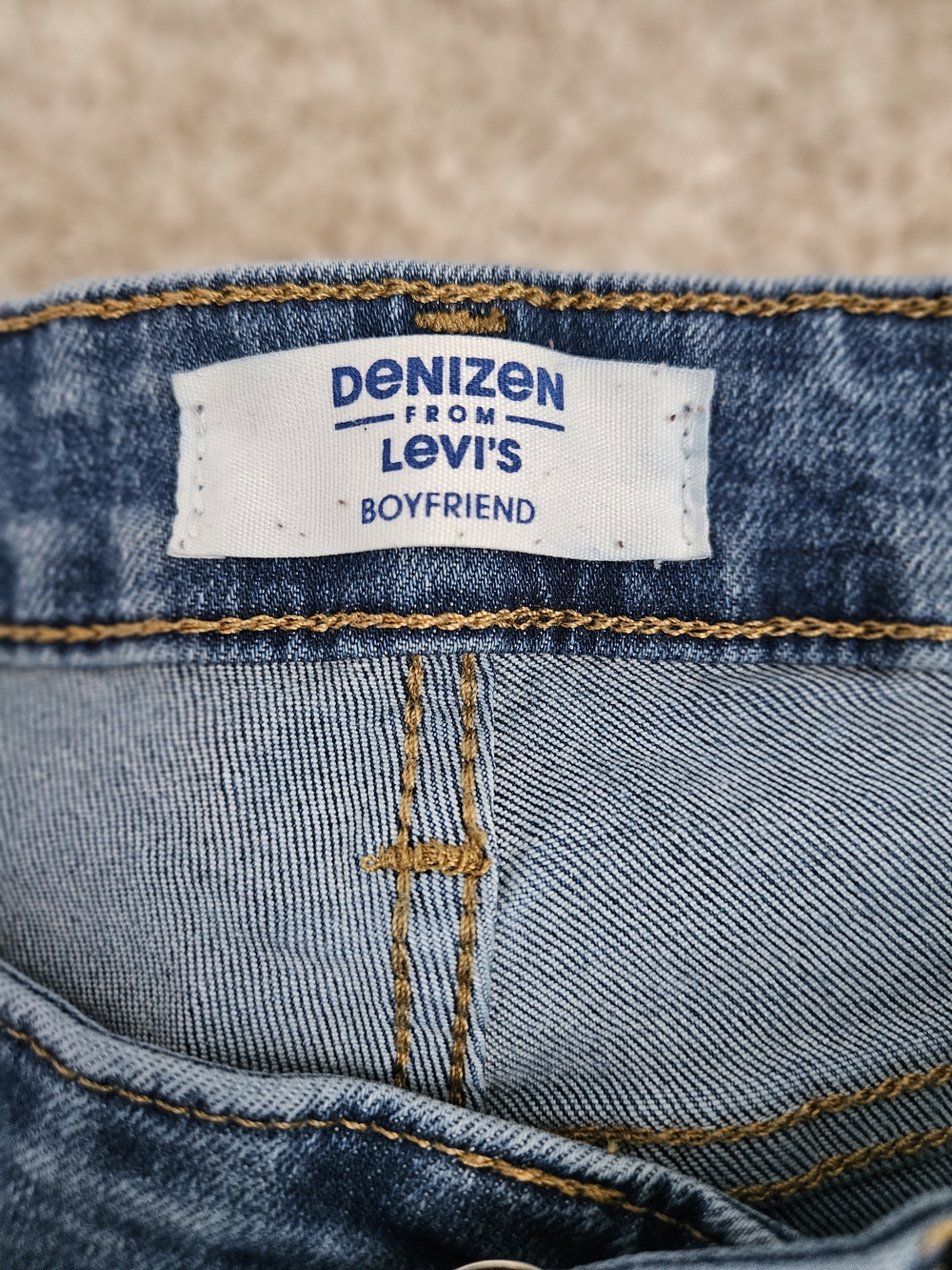 Denzin from Levis Boyfriend Jean - Picture 5 of 8